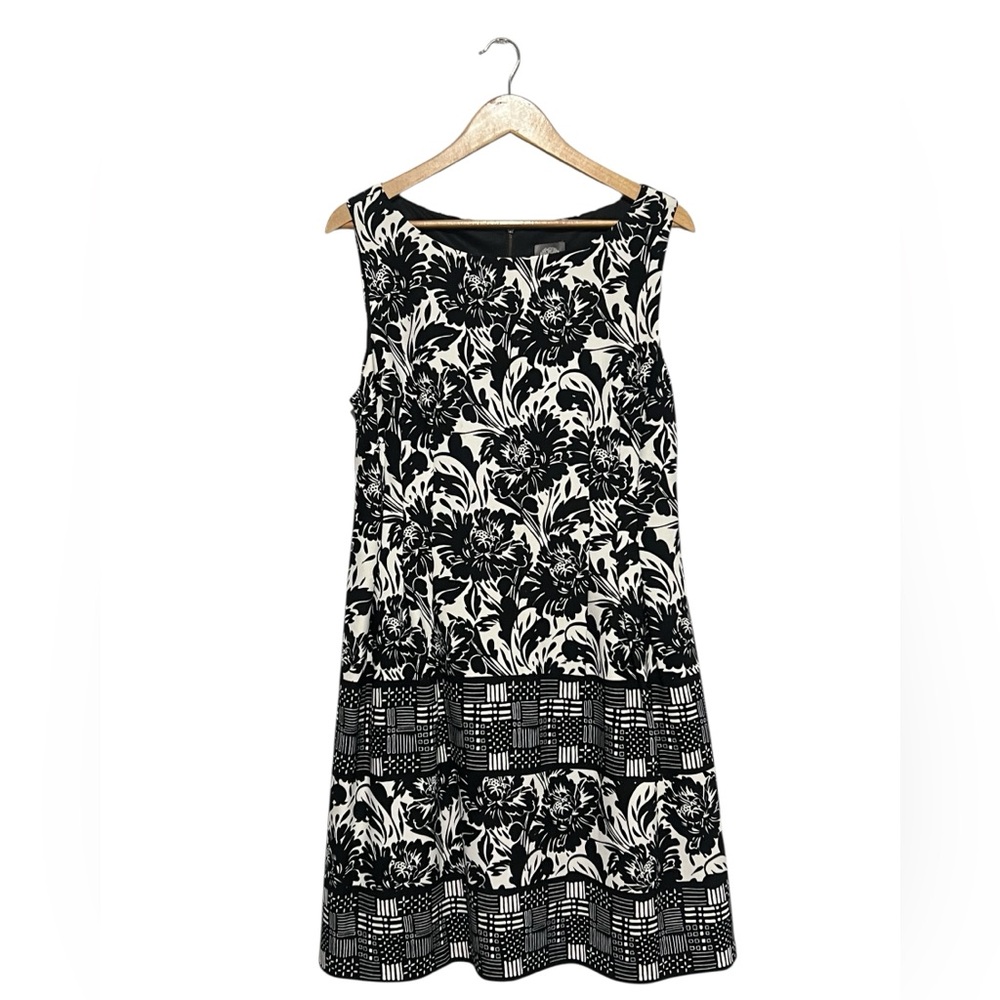 Vince Camuto Plus Size 16 Shift Dress Black & White Pockets Stretch Printed